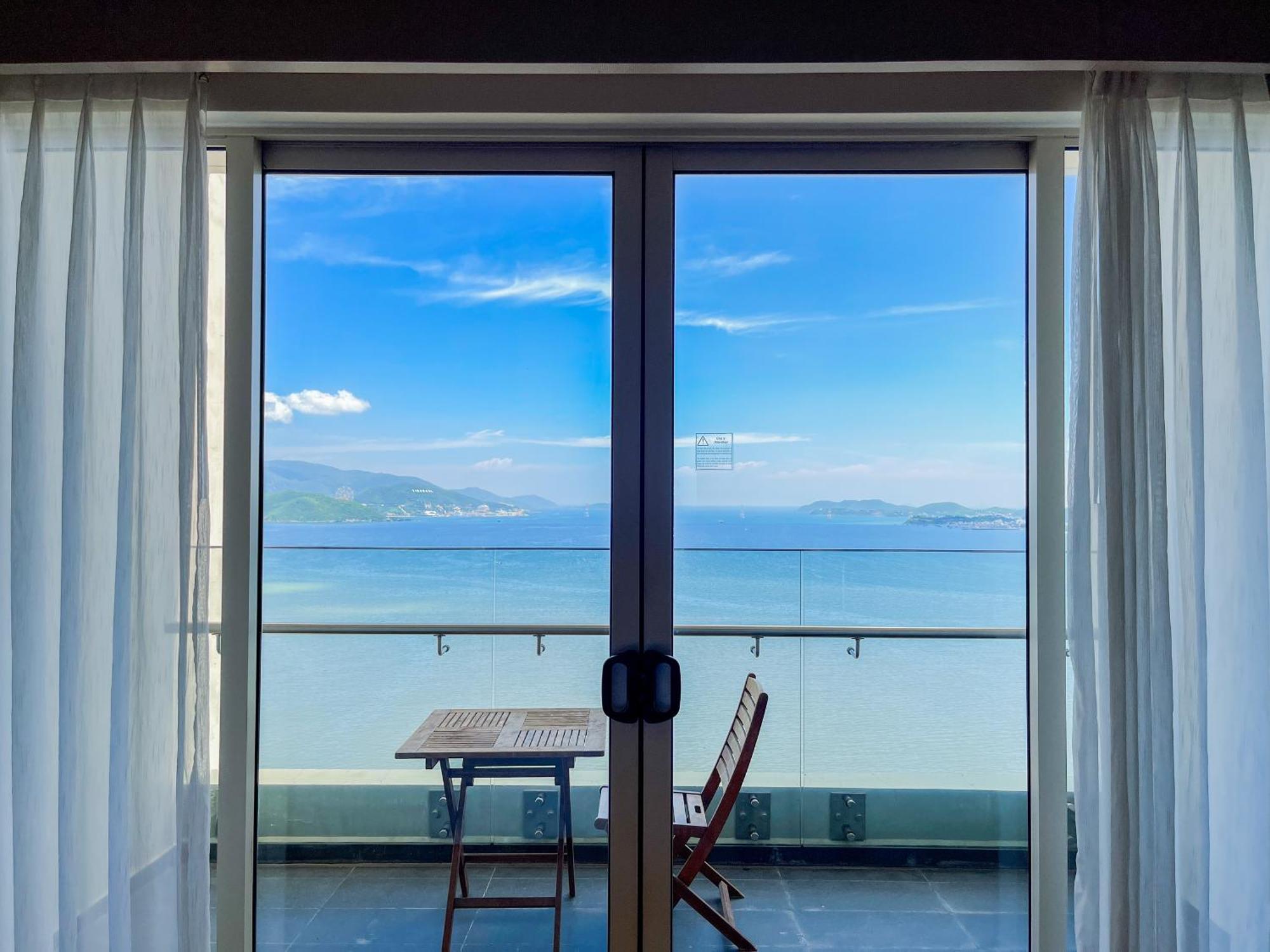 The Sea Luxury Nha Trang Apartment Bagian luar foto